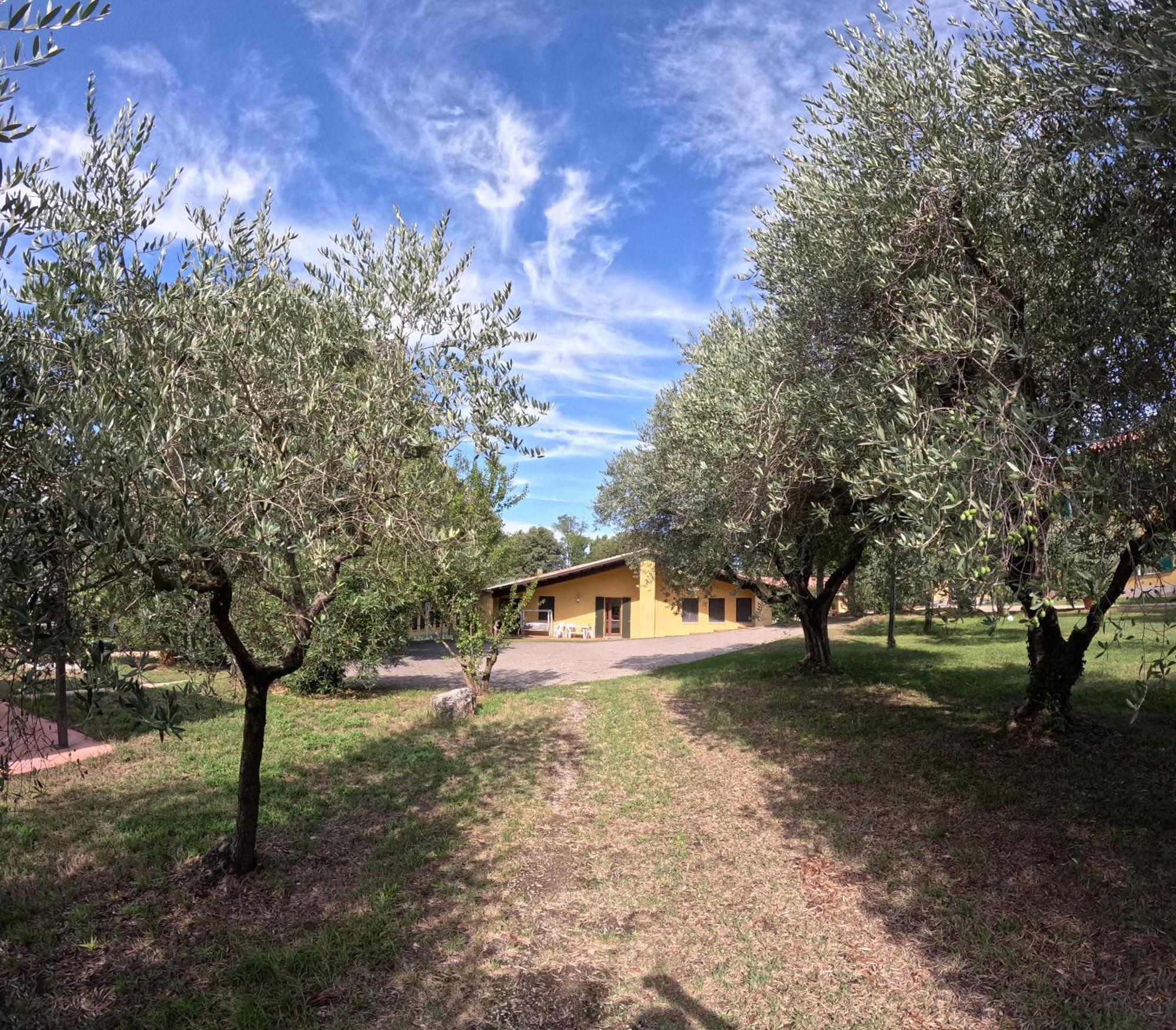 Agriturismo Gardenali 볼타 만토바나 외부 사진