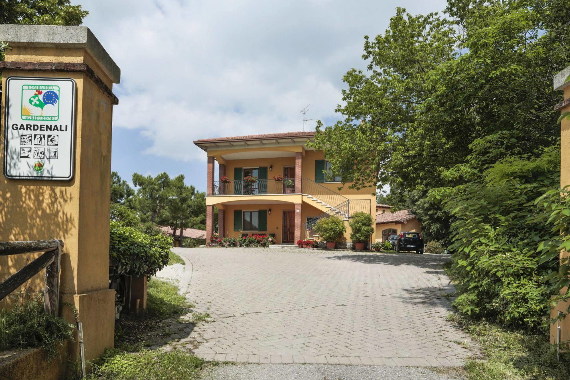 Agriturismo Gardenali 볼타 만토바나 외부 사진
