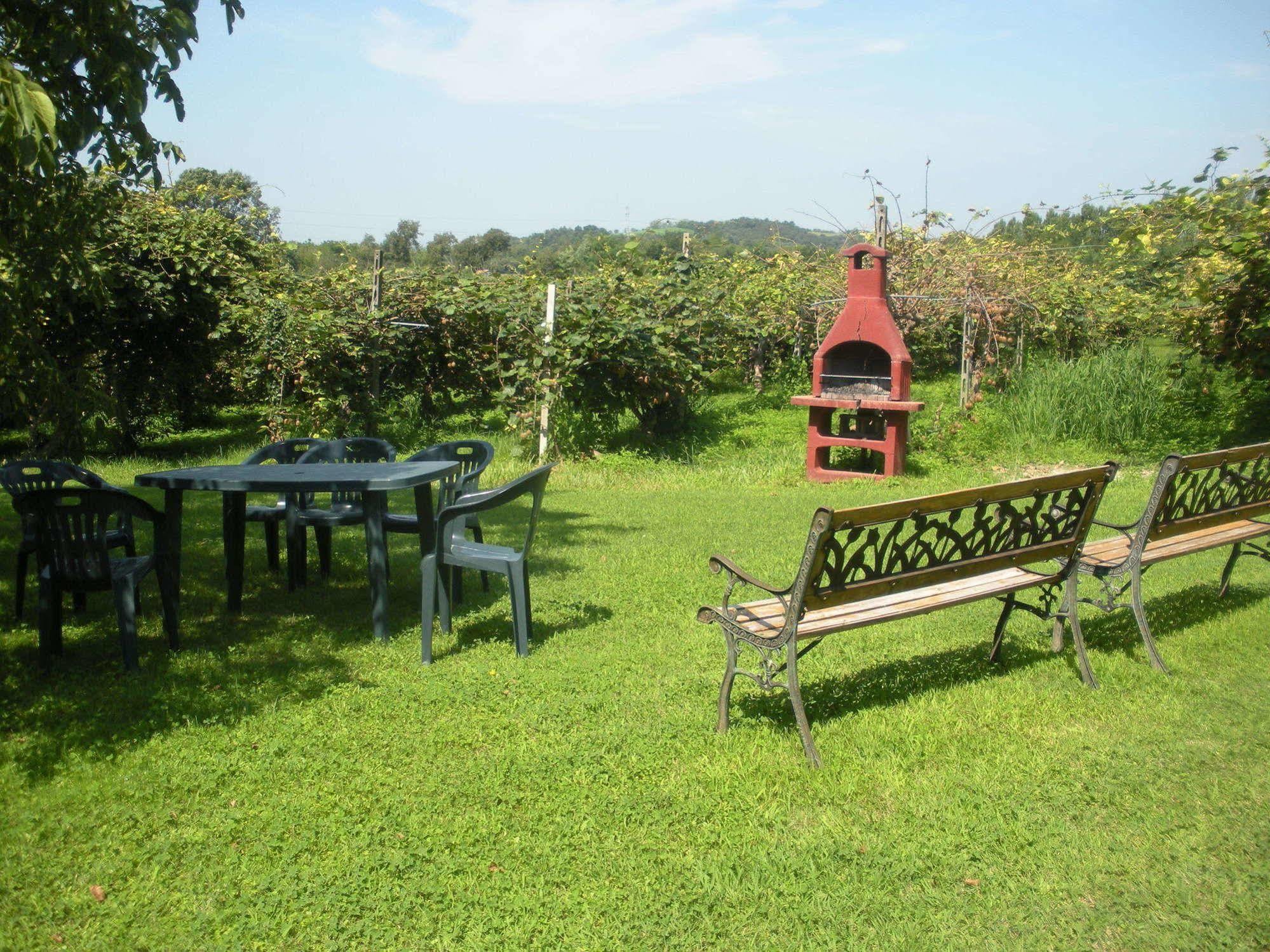 Agriturismo Gardenali 볼타 만토바나 외부 사진